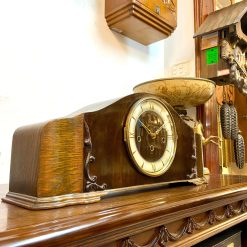 Đồng hồ vai bò Đức thiết kế sang trọng cùng âm thanh bản West ngân vang