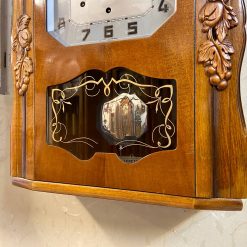 Đồng hồ Vedette thùng bè cánh bướm điểm chùm nho đẹp từ Pháp