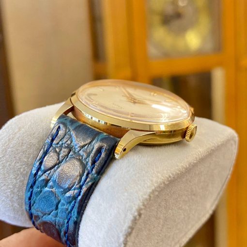 Đồng hồ International Watch Co đúc vàng 18K từ Thuỵ Sĩ