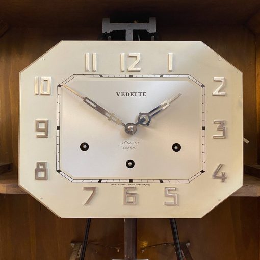 Đồng hồ Vedette 10/10 Con Bướm Vàng thùng nu mặt số nổi Crom