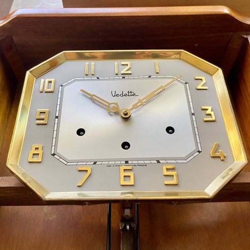 Đồng hồ Vedette thùng nu mặt số nổi vàng đẹp sang trọng