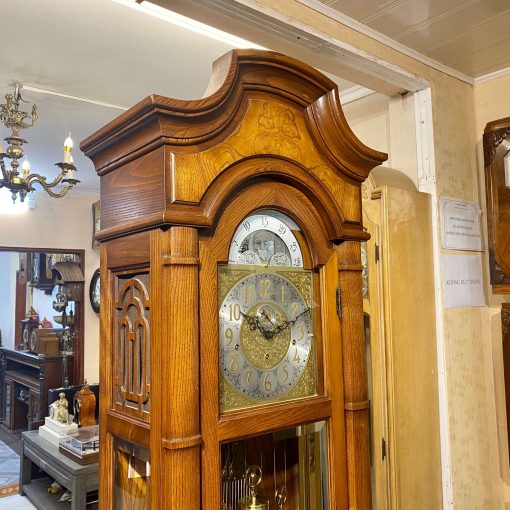Đồng hồ tủ tạ COLONIAL đẹp cứng cáp với gỗ sồi cùng vân nu đẹp xuất sắc