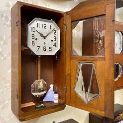 Đồng hồ Girod thùng dài chạm trổ kính rào từ Pháp 