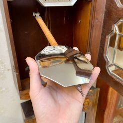 Đồng hồ girod thùng chạm trổ đỉnh cao cùng kính rào kim cương chơi 2 bản nhạc pháp