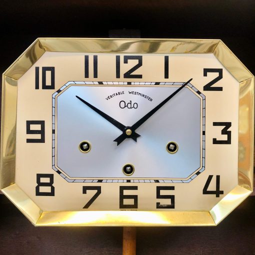 đồng hồ odo 62/8 thùng bè chạm trổ cùng các chi tiết vàng nổi bật