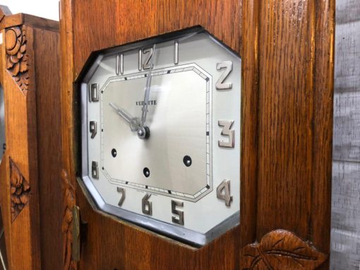 Đồng hồ cổ Vedette thùng dài mặt số nổi bát giác nằm