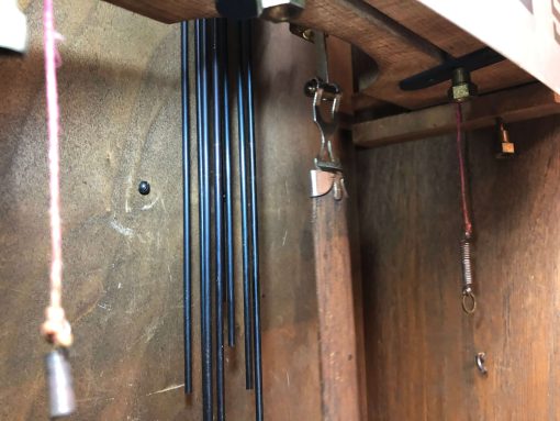 Đồng hồ Junghans 2 mũi tên gông hoa thị âm hay nhập pháp