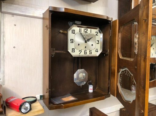 Đồng hồ Jura thùng bè vân nu bông lúa mạch chùm nho nhập pháp