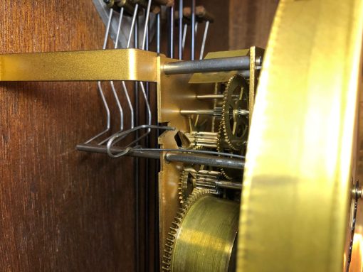 Đồng hồ Jura thùng gỗ sồi trạm trổ đẹp trên 95% nhập pháp