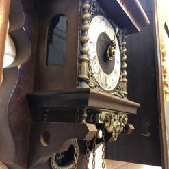 Đồng hồ Tạ Lê vỏ hộp sản xuất tại Hà Lan