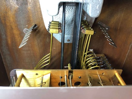 Đồng hồ Vedette 10 gông 10 búa chơi bản con bướm vàng hiếm gặp nhập pháp