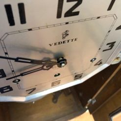 Đồng hồ VEDETTE 8 vò thùng dài gồm 8 côn 8 búa chơi bản nhac Web
