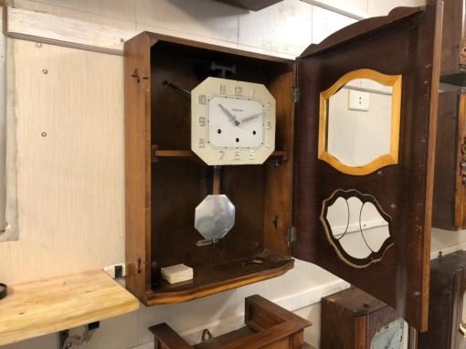 Đồng hồ Vedette số nổi mạ crom thùng chùm nho vân nu nhập pháp