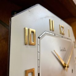Đồng hồ Vedette thùng bè mặt số nổi vàng đẹp và sang trọng