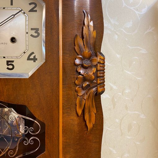 Đồng hồ Girod thùng bè điểm chùm hoa lớn đối xứng đẹp