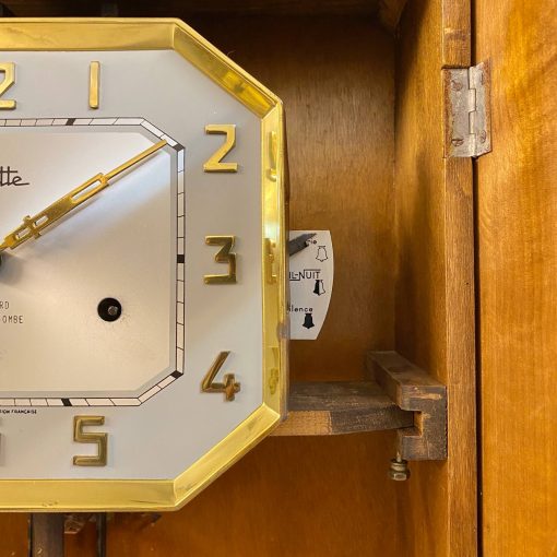 Đồng hồ Vedette mặt số nổi vàng có tắt chuông đêm tự động