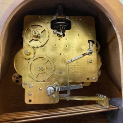 Đồng hồ để bàn Howard Miller máy vách đồng đẹp sáng vàng