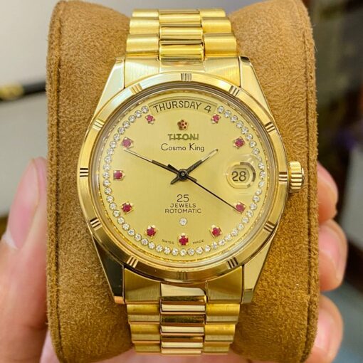 Đồng hồ đeo tay Titoni Cosmo King 1980 mặt đính đá độc đáo