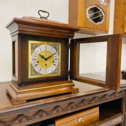 Đồng hồ để bàn Howard Miller 8/8 chơi chuông 3 bản nhạc