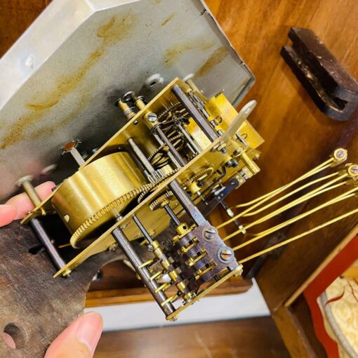 Đồng hồ Odo 54/8 thùng sồi hoa đào cổ điển - Hình ảnh 12