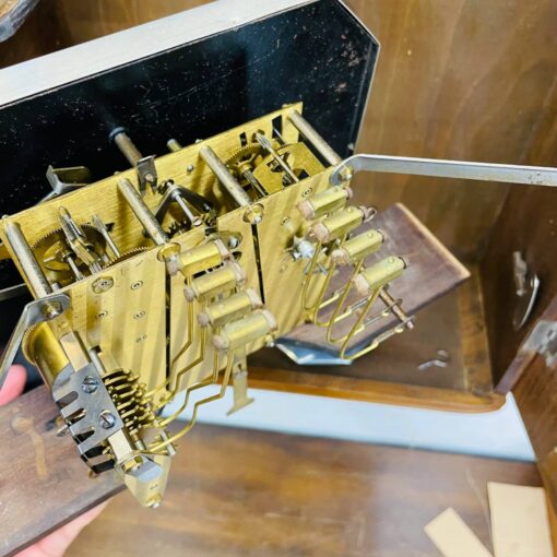 Đồng hồ cổ Girod 8/8 thùng sồi hoa chuông 2 bản nhạc - Ảnh 13