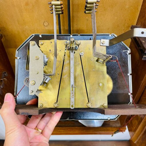 Đồng hồ cổ Jura 8/8 thùng nu nho số nổi chân cài - Ảnh 9