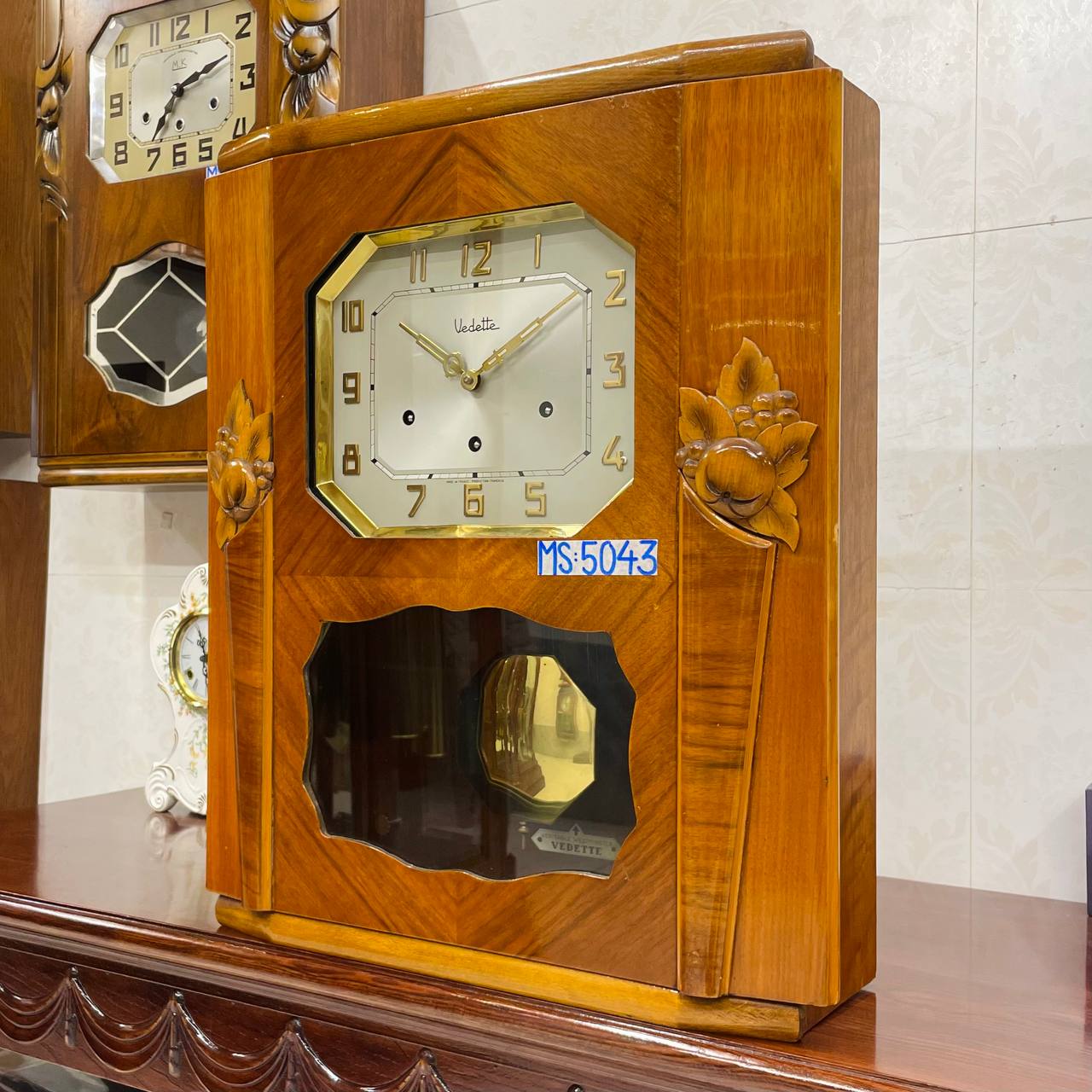 Đồng hồ cổ Vedette 8/8 số nổi vàng sang trọng - Ảnh 4