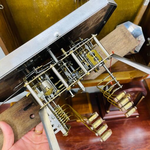 Đồng hồ cổ Girod 8/8 thùng vân nu chơi chuông 2 bản nhạc - Ảnh 13