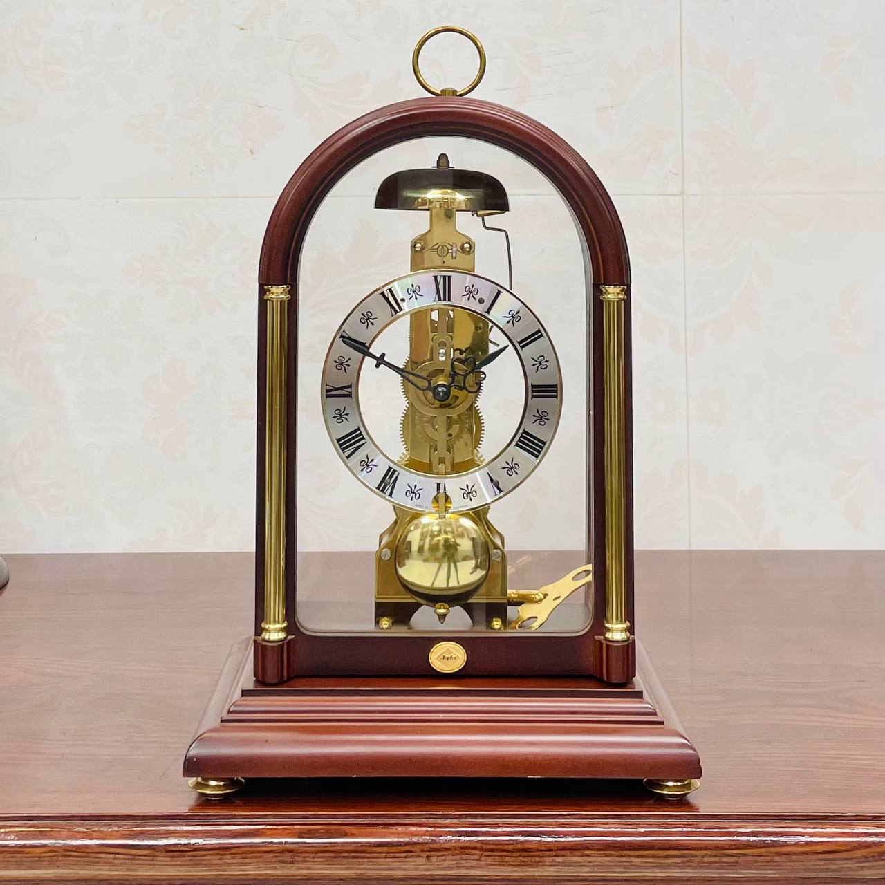 Đồng hồ để bàn Hermle dáng lồng đèn chuông chén - Ảnh 2