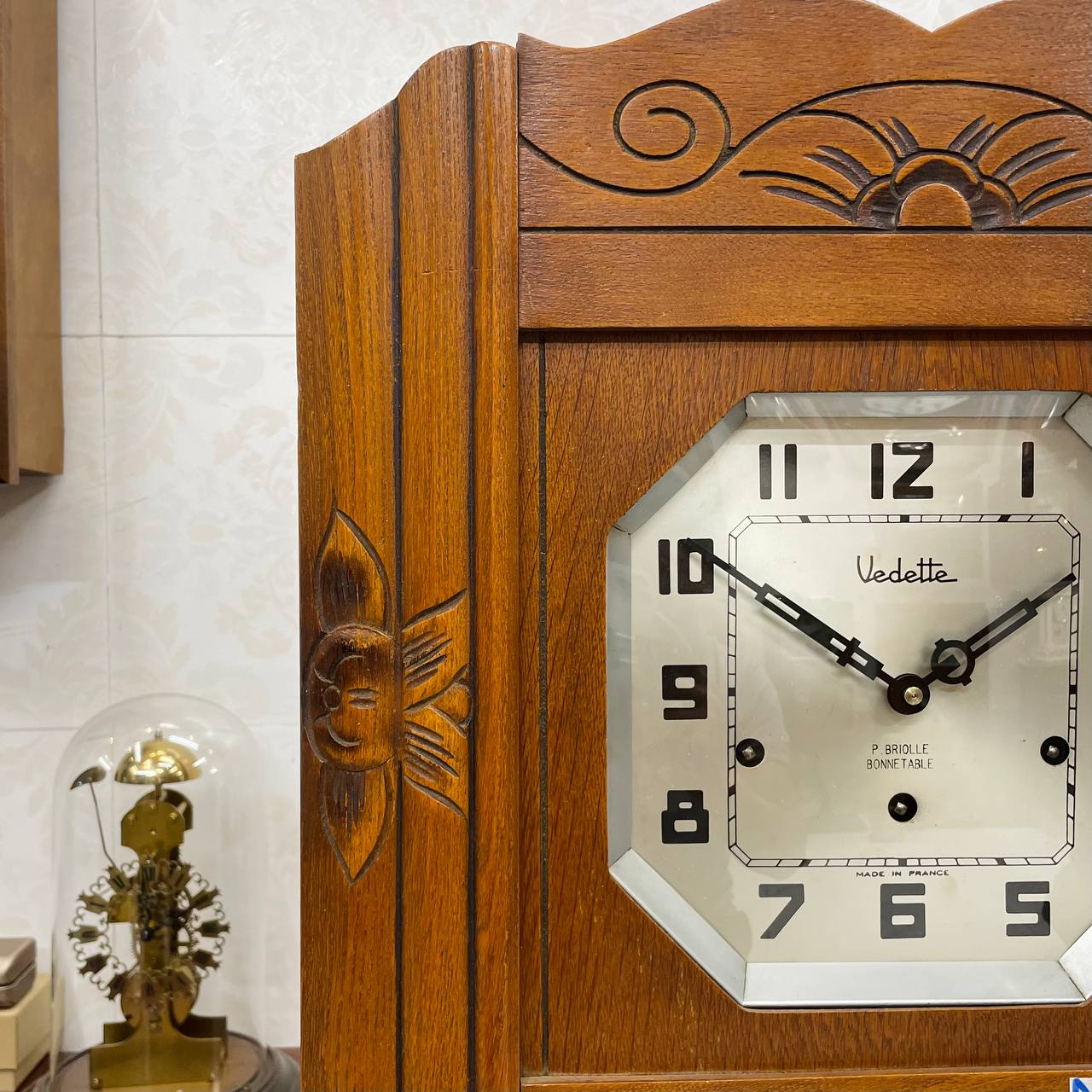 Đồng hồ cổ Vedette 8/8 thùng sồi hoa đẹp cổ điển - Ảnh 4