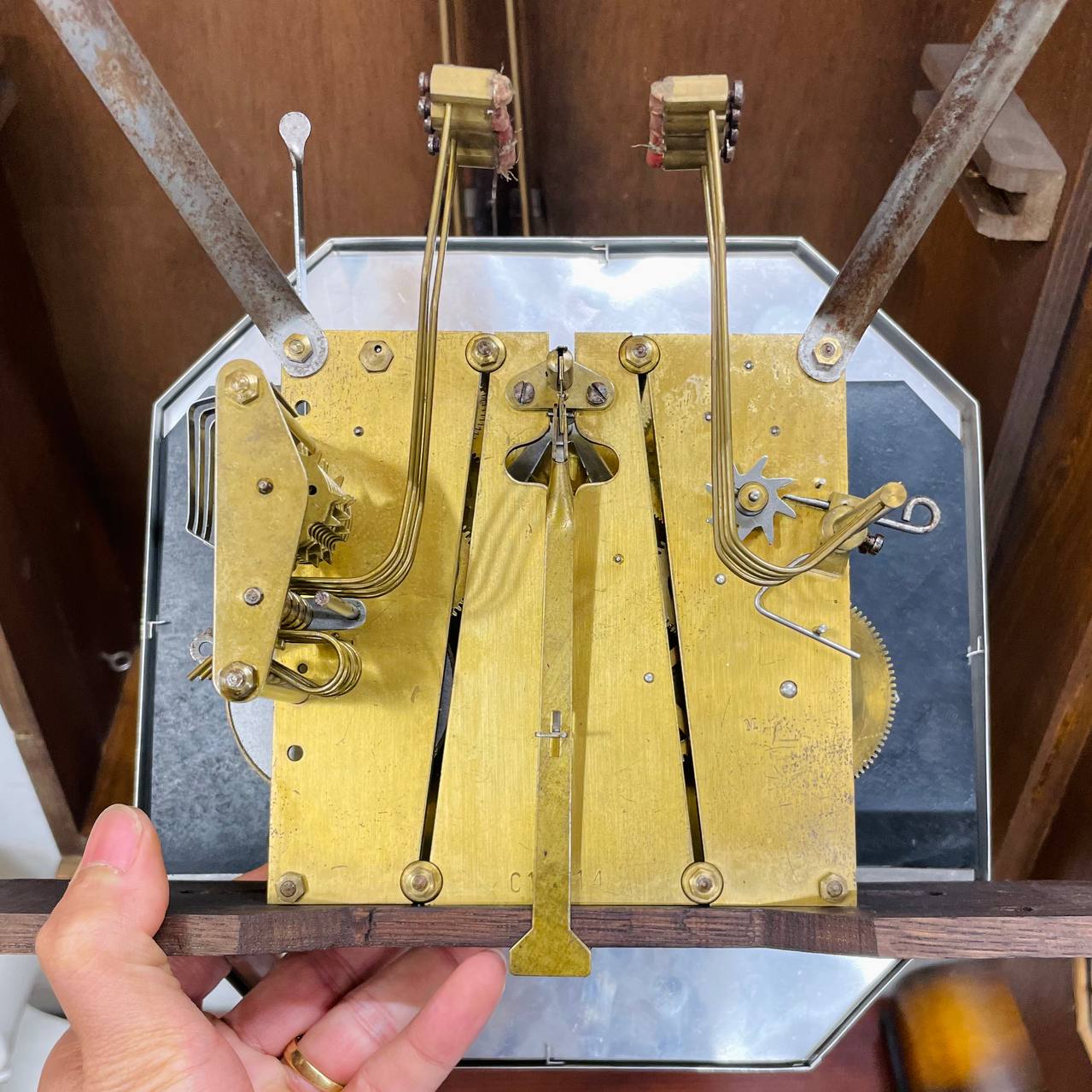 Đồng hồ cổ Girod 8/8 thùng nu dài chơi chuông 2 bản nhạc - Ảnh 8