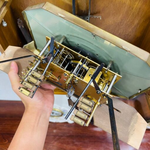 Đồng hồ cổ Vedette 8/8 thùng nu nho số nổi vàng - Ảnh 13