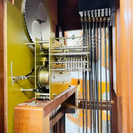 Đồng hồ tủ cây Howard Miller 12/12 mái sừng chơi chuông 3 bản nhạc - Ảnh 11