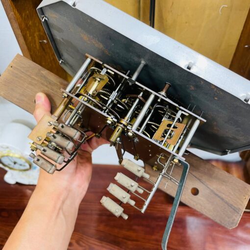 Đồng hồ tủ cây Jura 8/8 thùng sồi đào - Ảnh 10