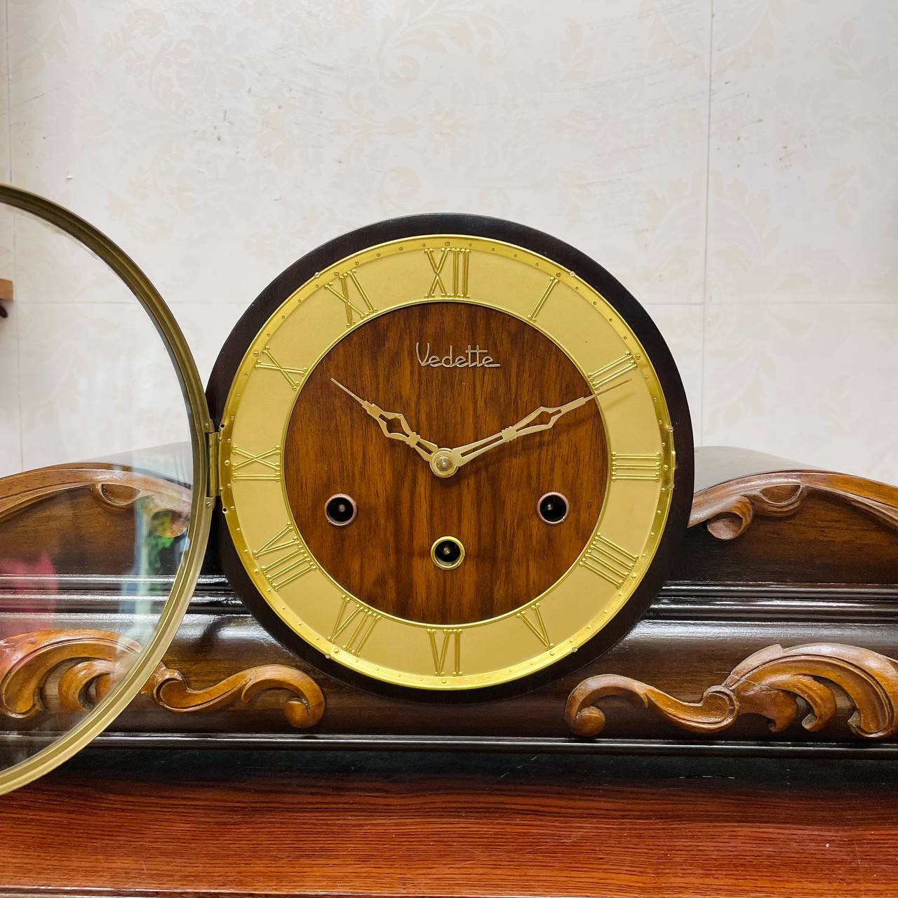 Đồng hồ vai bò Vedette 5/5 hàng khủng số la mã - Ảnh 6