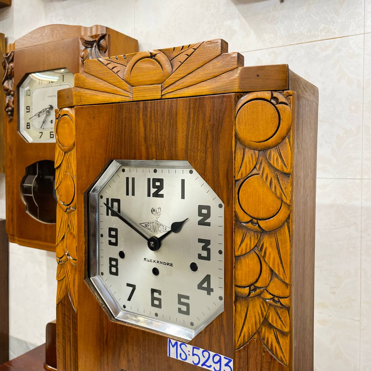 Đồng hồ Kienzle 8/8 thùng nu bông kính rào - Ảnh 5